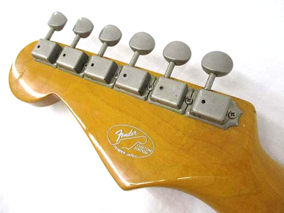 Fender Japan Yngwie Malmsteen Scallop Stratocaster Guitar ST57