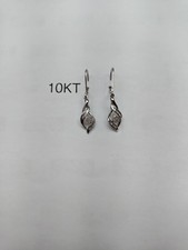 Ladies 10kt White Gold Dangle Diamond Earrings Retail 550