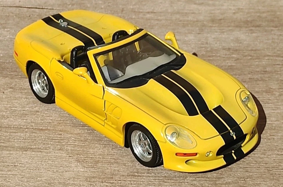 1/18 Road Signature 1999 Shelby Série 1 Voiture Miniature Collection 24,5cm - Photo 3/4