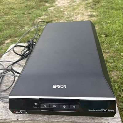 EPSON Perfection V600 Photo & Document Scanner w/ Power Supply And Laser Cord