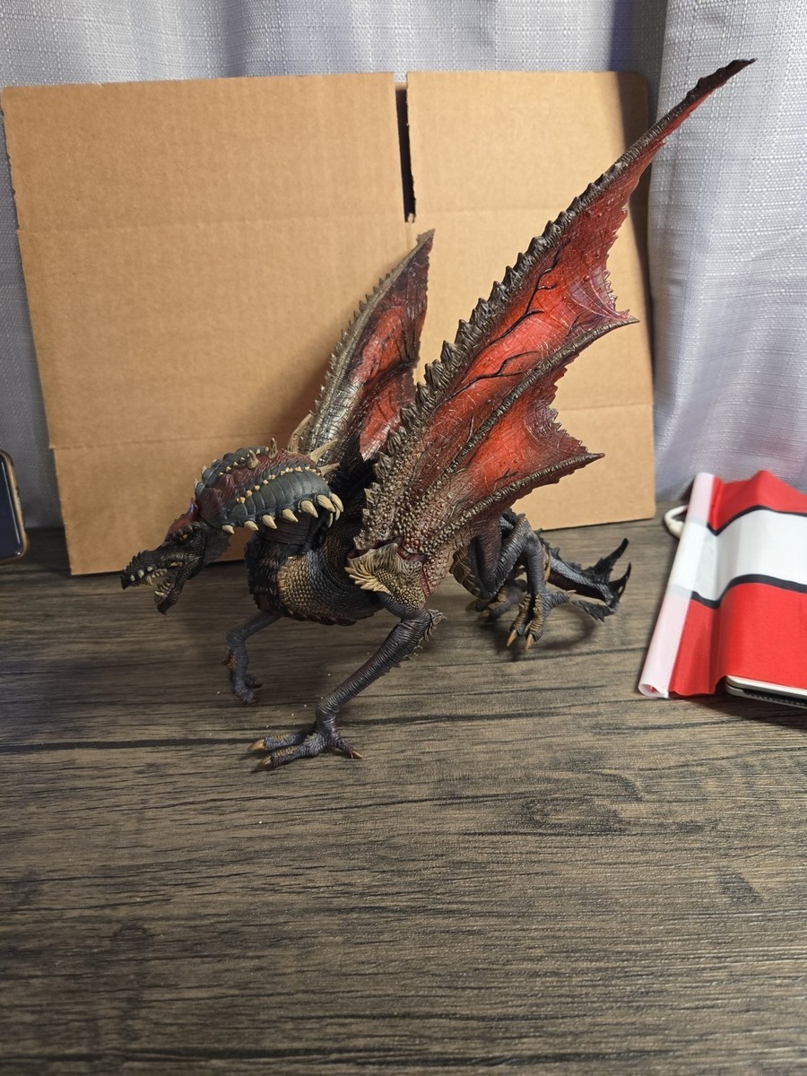 Ancient Wyrm Dragon Ultima Online Action Figure - MCFARLANE TOYS