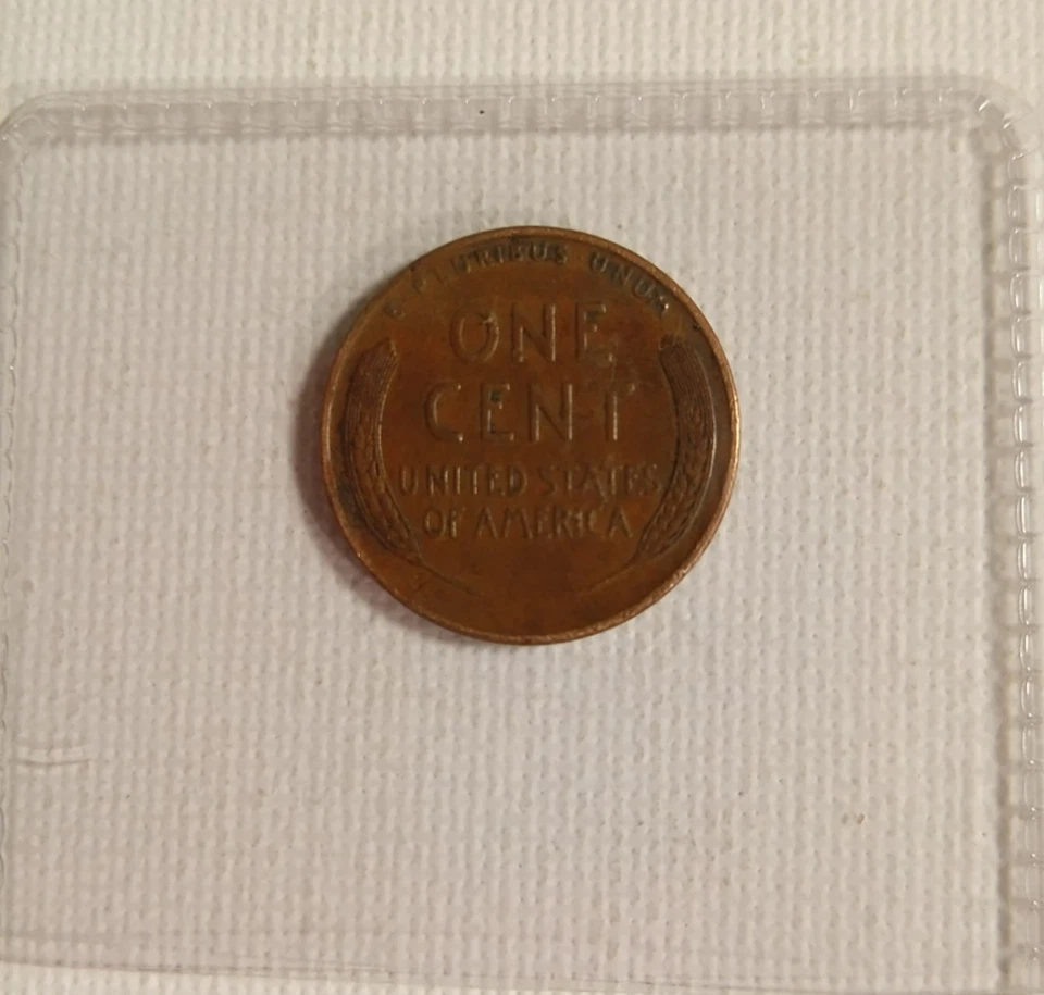 1940 Lincoln Cent Struck Through Error-Lowercase t in Trust-No Mint Mark - Image 4 of 4
