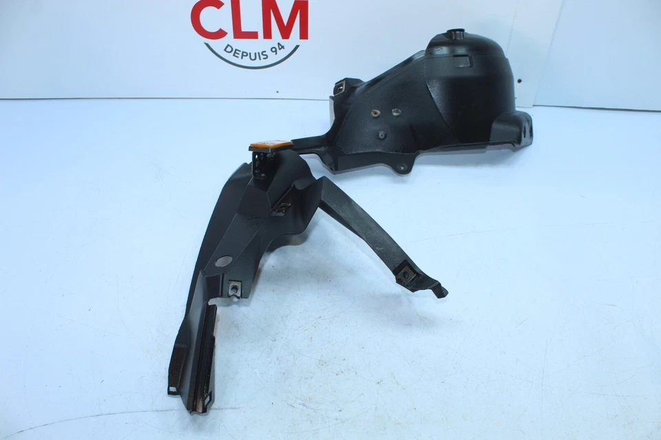 Yamaha RS VENTURE GT 2010 OEM LADO IZQUIERDO PARTE INFERIOR DEL VIENTRE 8GM-2196A-01 Foto 3 de 4