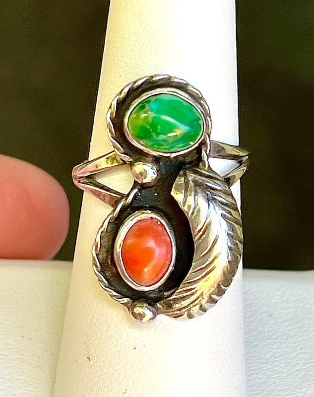 Vintage Navajo turquoise coral shadowbox sterling silver ring SIZE 7 4.4g Native