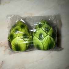 PAIR OF VINTAGE BELMAR OF CALIF ARTICHOKE SALT AND PEPPER SHAKERS MODEL # 571