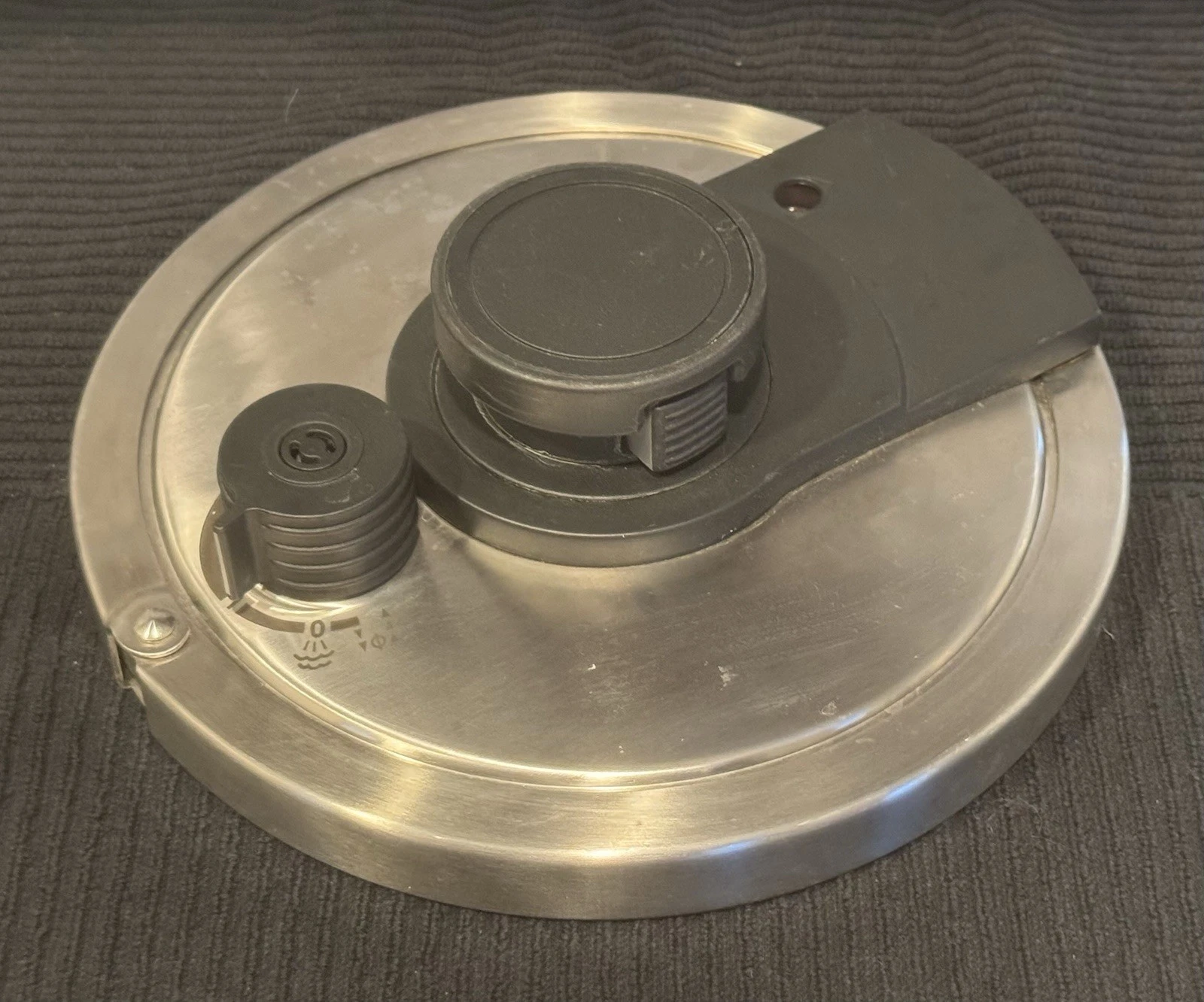 BRK Alpha Pressure Cooker Lid 9in Stainless Steel Handle Slow Pot Rubber Seal