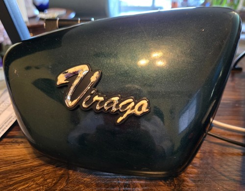 1994 Yamaha XV 700-1100 right side cover - 第 1/3 張圖片