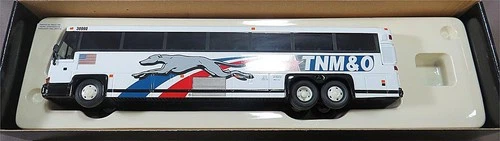 1:50 SCALE CORGI VINTAGE BUS LINES 30990 DIE-CAST GREYHOUND MCI 102-DL3 TNM&O