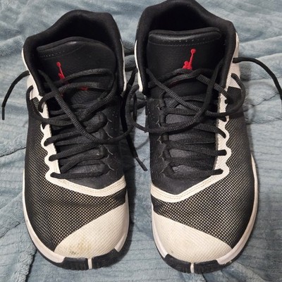 Jordan Super.Fly 4 PO Mid-Top Lace-Up Men s Sneaker Black/White/Red