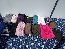Lot of 16 Womans Clothing Tops Short And Long SIZE M Good Used Bulk Lot T6 620 