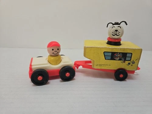 Vintage Fisher Price Little People Car And Camper #686