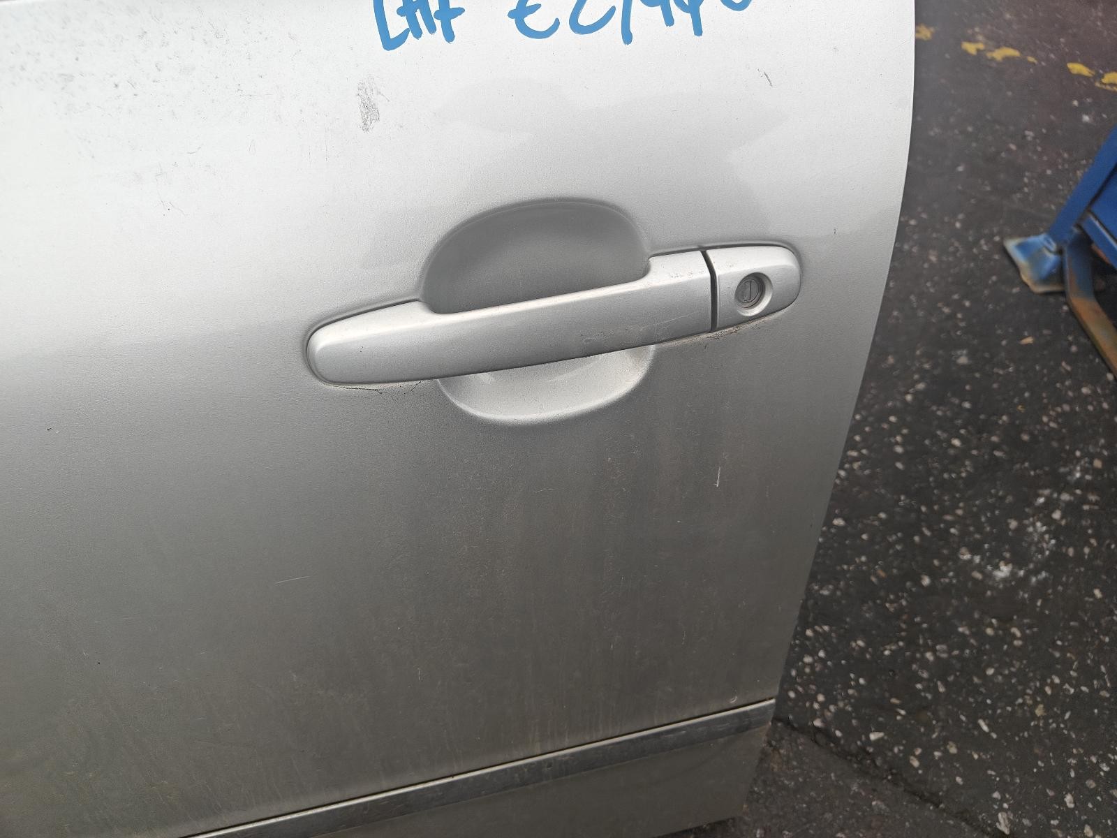 Toyota Avensis Left Front Outer Door Handle ACM20 12/2001-12/2010