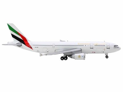 Airbus A300-600R Commercial Aircraft ''Emirates Airlines'' (A6-EKC) White with Str