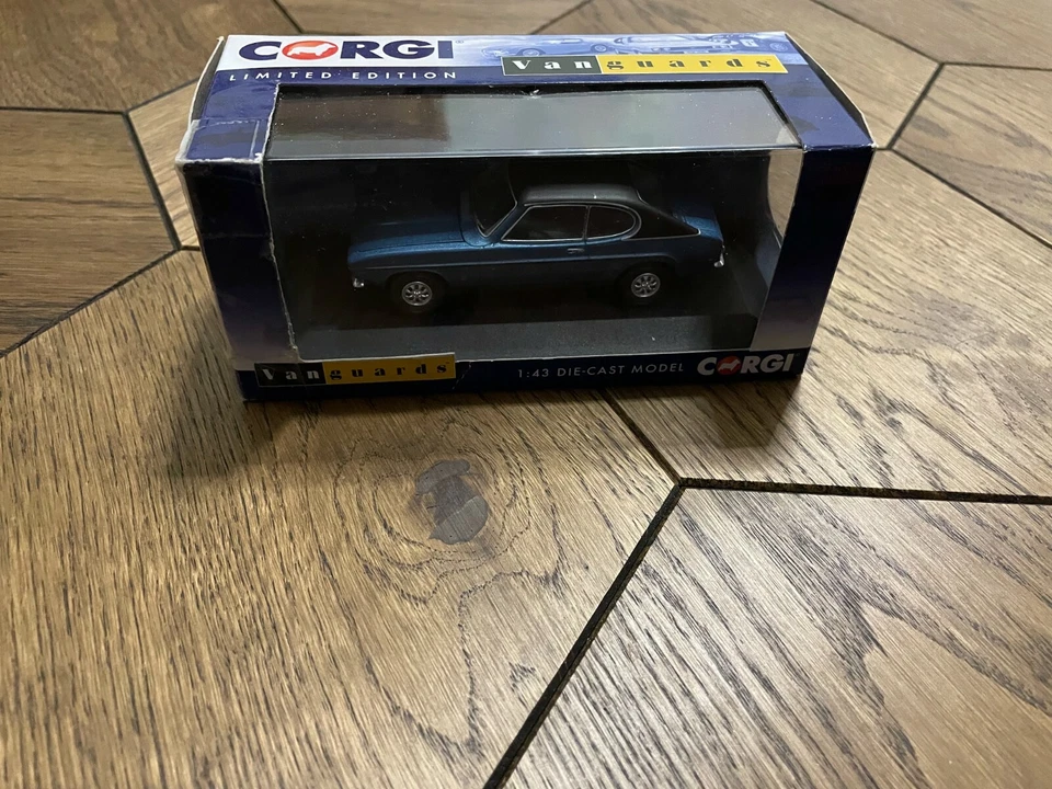 Corgi Vanguards VA13308 Ford Capri MkI 3000 GXL Sapphire Blue 1/43 Model car - Image 2 of 4