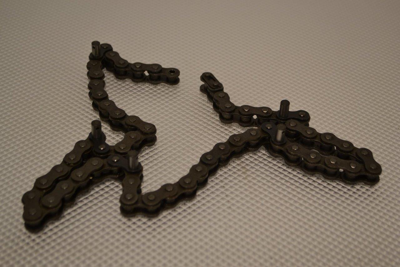 ONE USED BETTENDORF STANFORD ROLLER CHAIN 30671.