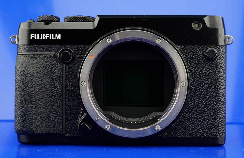 Fujifilm Fuji GFX 50R  mit Patona-Charger TOMS-CAMERA-LADEN Ankauf/Verkauf, Foto 2 von 5