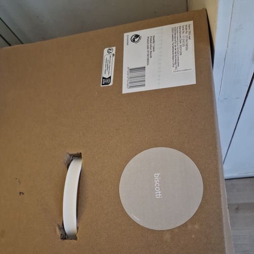Nuna Triv Next Biscotti - Final Price Drop! - Picture 9 of 11