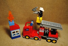 Lego Duplo Fire Truck with Box 10592 Looks Complete