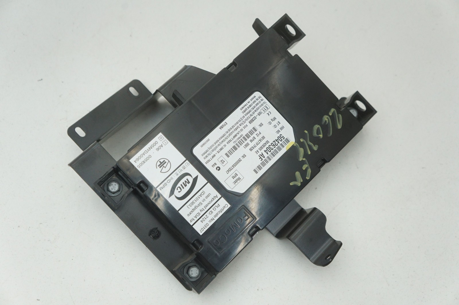 Bluetooth Receiver Control Module ECU OEM 50426304AF Aston Martin V8 Vantage 08