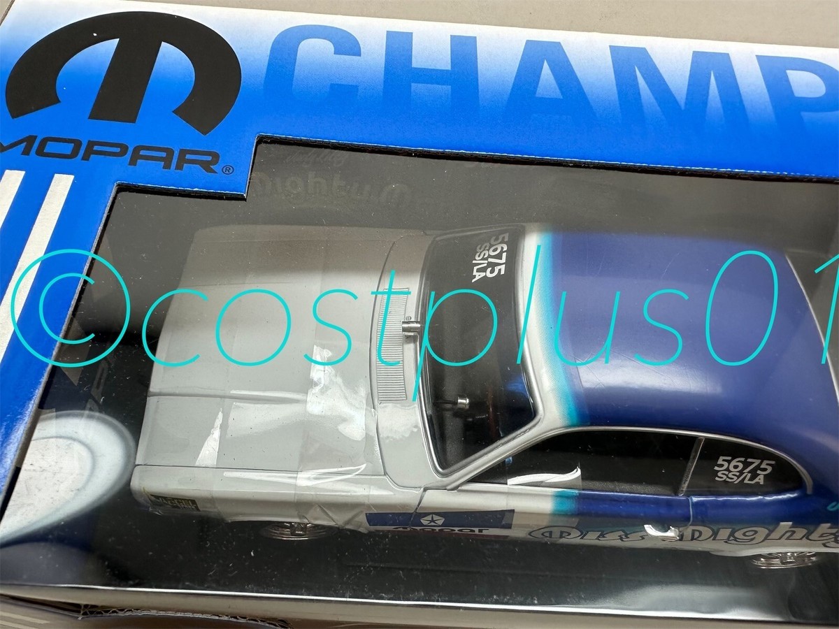 MOPAR CHAMPIONS 1974 PLYMOUTH DUSTER 1:18 NO. 3 IN THE SERIES 1 OF