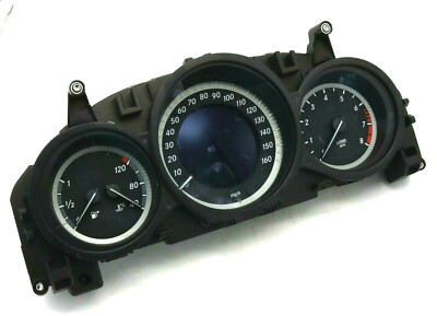 Mercedes-Benz C Class W204 Speedometer Unit Speedometer A2049002507 MPH