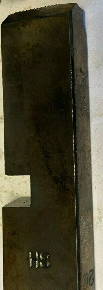 562 OSTER DIES,1/4-20 HSS, MATCHED SET OF 4, UNUSED BUT  RUST MARKS FROM STORAGE - Image 4 of 4