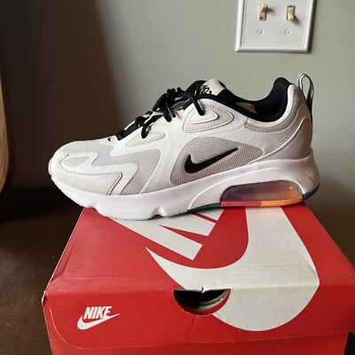 nike tailwind classic