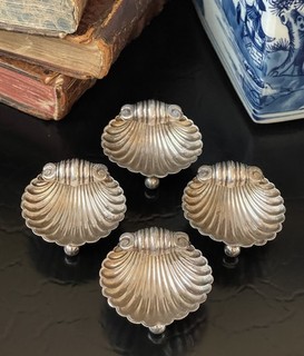 Set 4 Petite 19C English Sterling Silver Shell Open Salt Cellars c1898 Chester