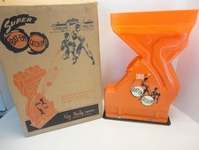 1950s/1960s Kay Stanley Industries BAT-EM CATCH-EM Baseball Pitching Machine