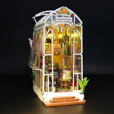 White DIY Dollhouse Craft Kit Unassembled Miniature Cottage with Garden
