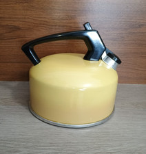 Vintage Mirro 2 1/2 Qt Whistling Tea Kettle Pot Yellow / Gold Mid Century USA