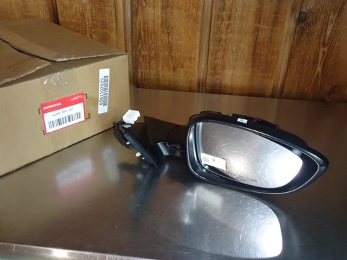 New Genuine Honda Passenger Side Door Mirror 76208-30A-A91 Accord 2024 2025