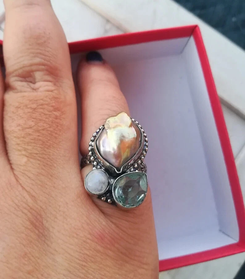 ANELLO TOPAZIO AZZURRO, PIETRA DI LUNA E PERLA BIWA NATURALE IN ARGENTO 925 - Immagine 4 di 4