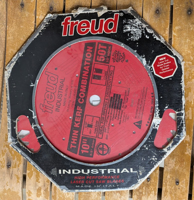 Freud 10'' 50T Thin Kerf Combination Ideal for Ripping Cutting Saw Blade LU83R010