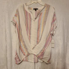 Signature Studio Womens Size L White Pink Multi Color Striped Lightweight Top