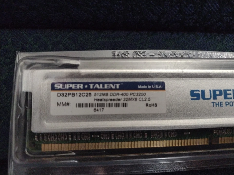 Super Talent - 512MB DDR-400 SDRAM PC3200 D32PB12C25 32MX8 CL2.5 - Image 2 of 3