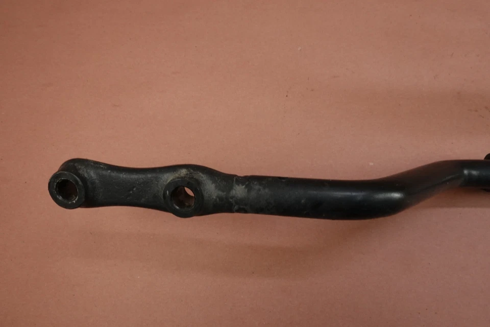 2013 07-17 TRIUMPH ROCKET III TOURING Rear Saddlebag Guard Mount Bracket - BENT - Image 2 of 4