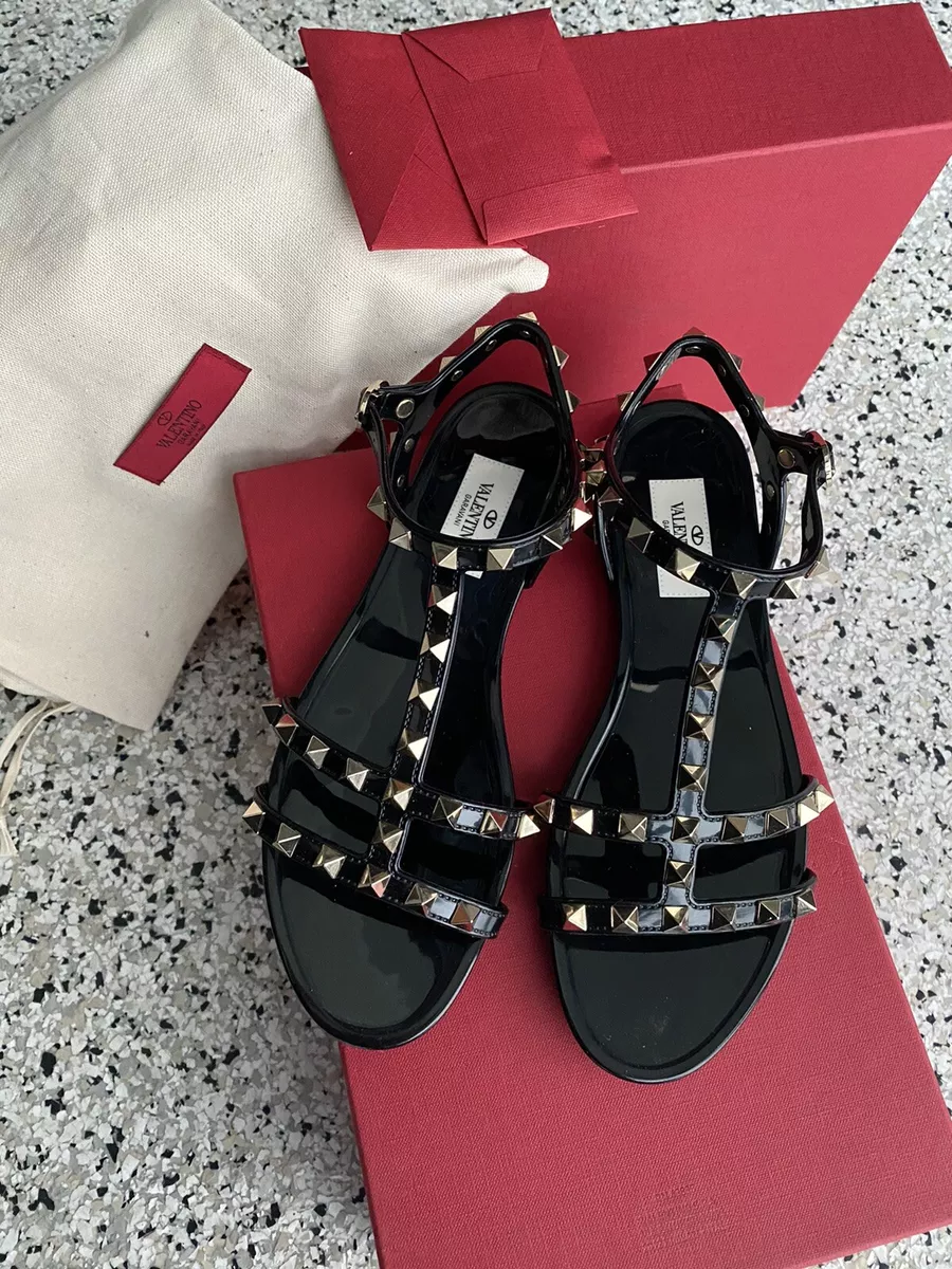 rockstud jelly sandals |