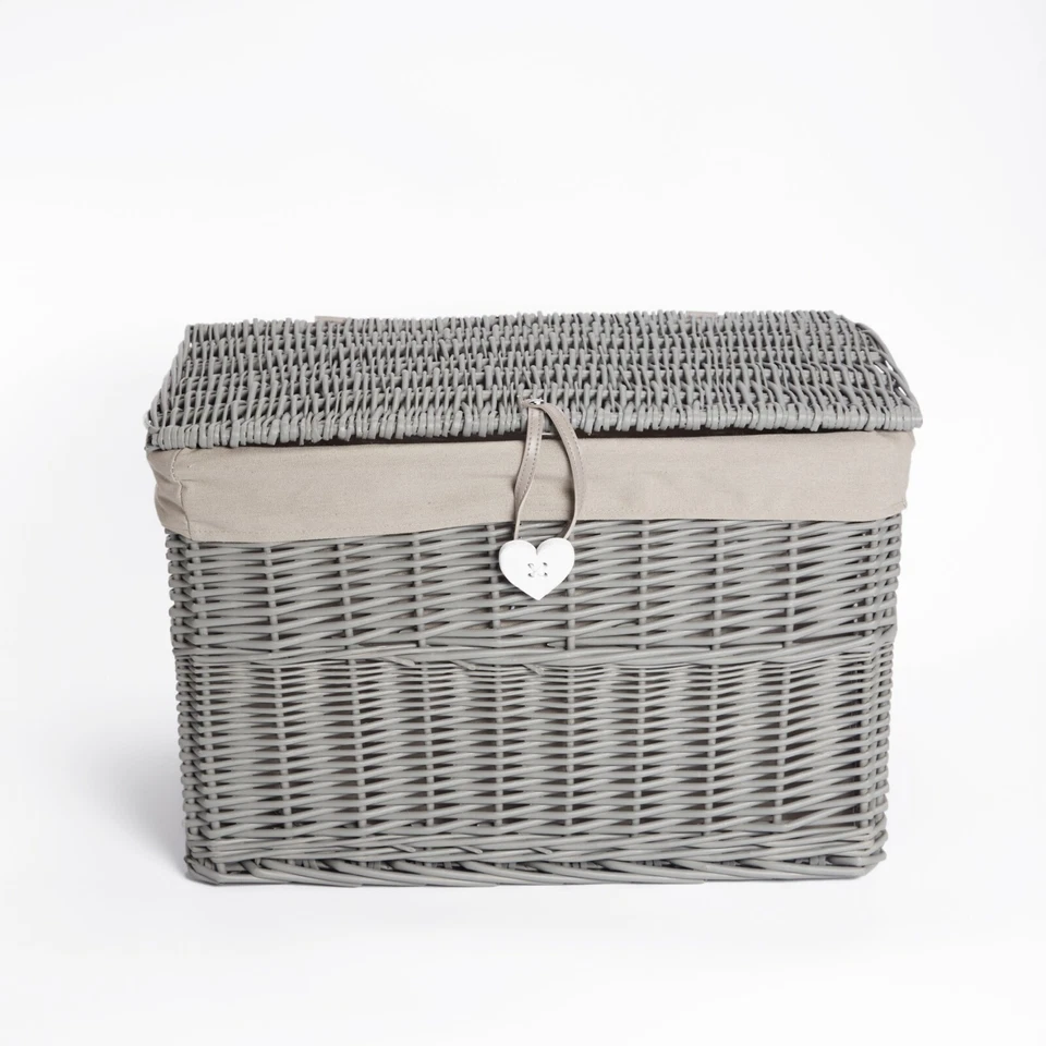Wickerfield Grey Wicker Basket, Storage Chest Trunk Hamper with Cloth Linning - Image 3 of 4