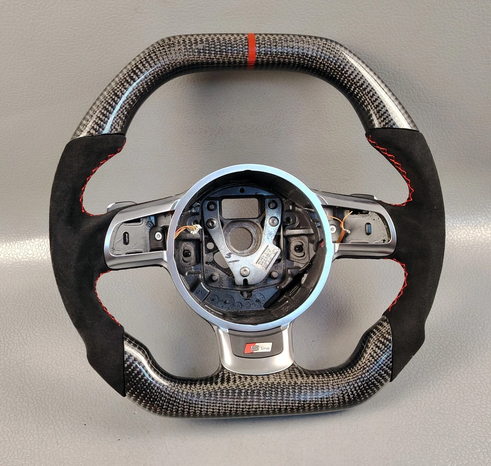 VOLANTE MULTIMÍDIA AUDI TT QUATTRO R8 TTS QUATTRO 2008 2015 CARBONO REAL - Imagem 2 de 4