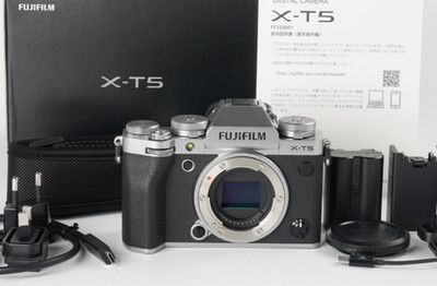 [Near Mint +++] FUJIFILM X-T5 mirrorless Silver Shutter Count:14,264 #4001A