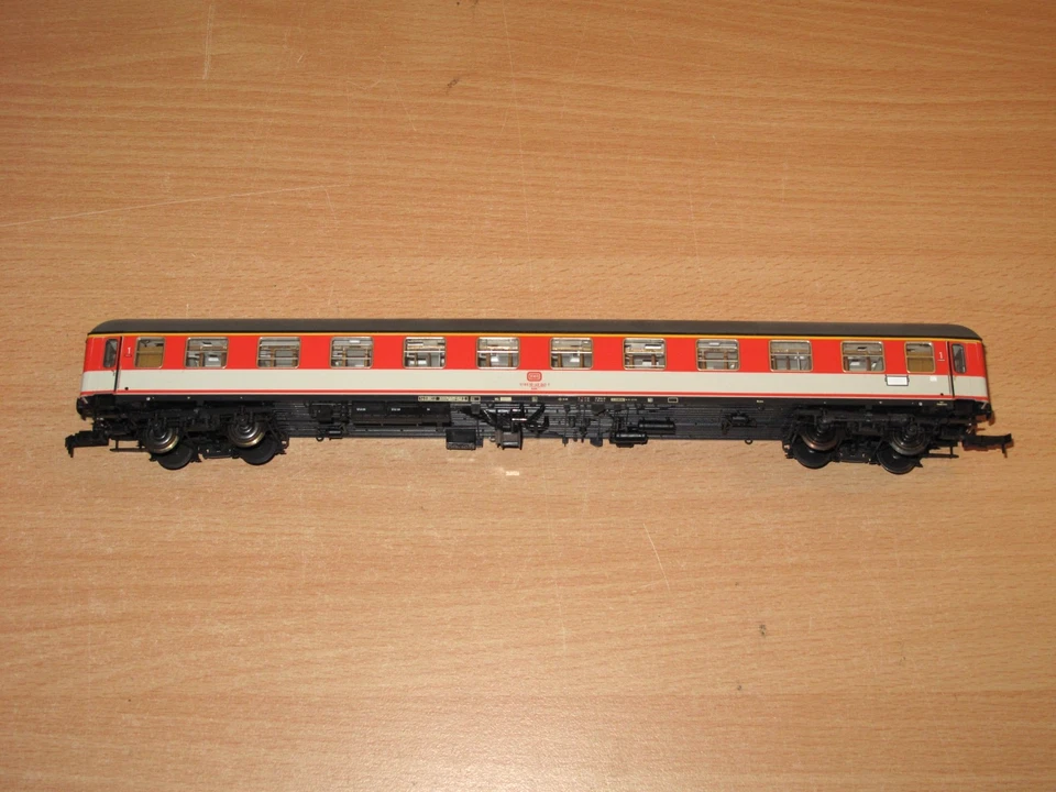 ADE H0 Bausatz Modell-D-Zugwagen DB Orange in TOP 2