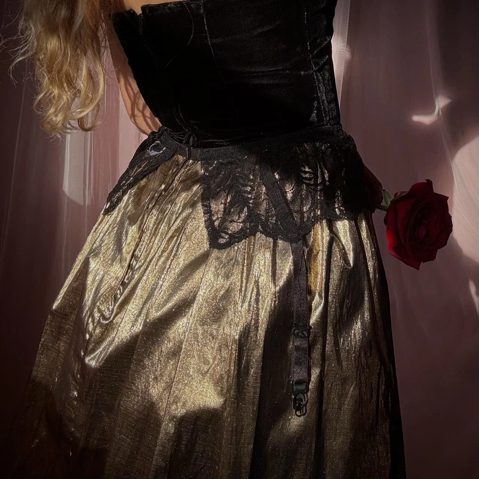 1950s Black Lace Bob Mackie Garter Belt - Image 2 of 4