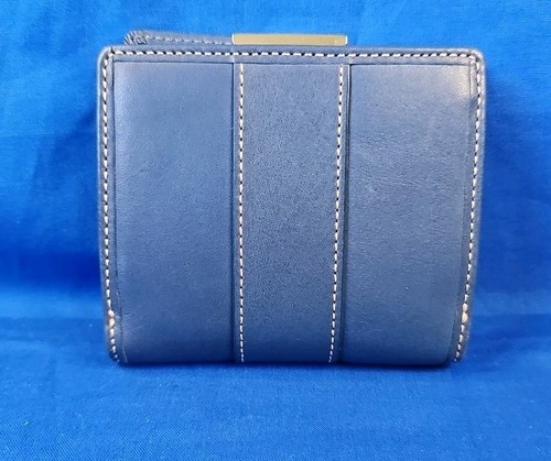 Portafoglio Coach vintage donna blu, bifold a scatto, chiusura pochette nuovo senza etichette - Foto 2 di 14
