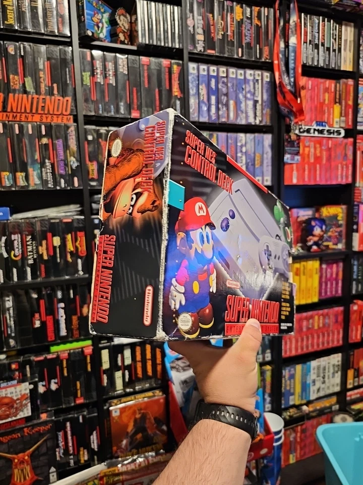 SNES SUPER NINTENDO JR JR. JUNIOR MODEL 2 SYSTEM CONSOLE Near COMPLETE IN BOX  - Image 3 of 4