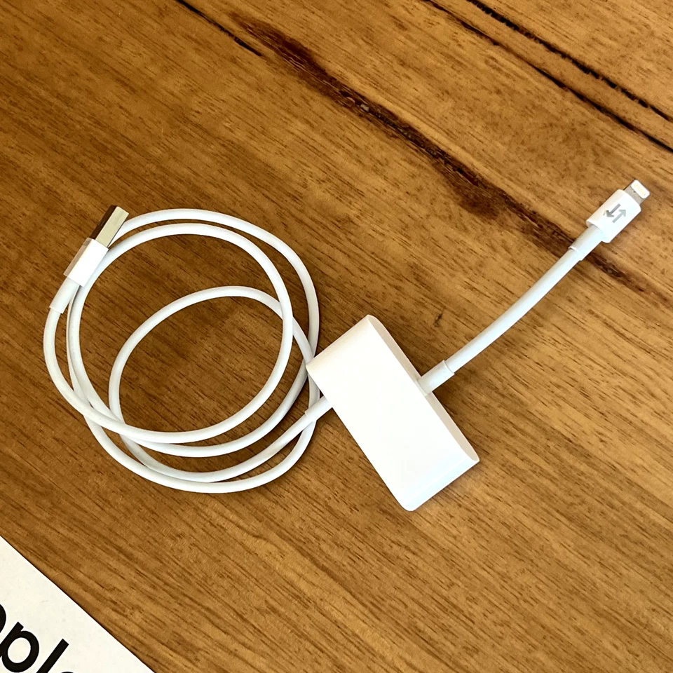 Genuine Apple SNR Cable Serial Number Reader for iPhones - Image 3 of 3