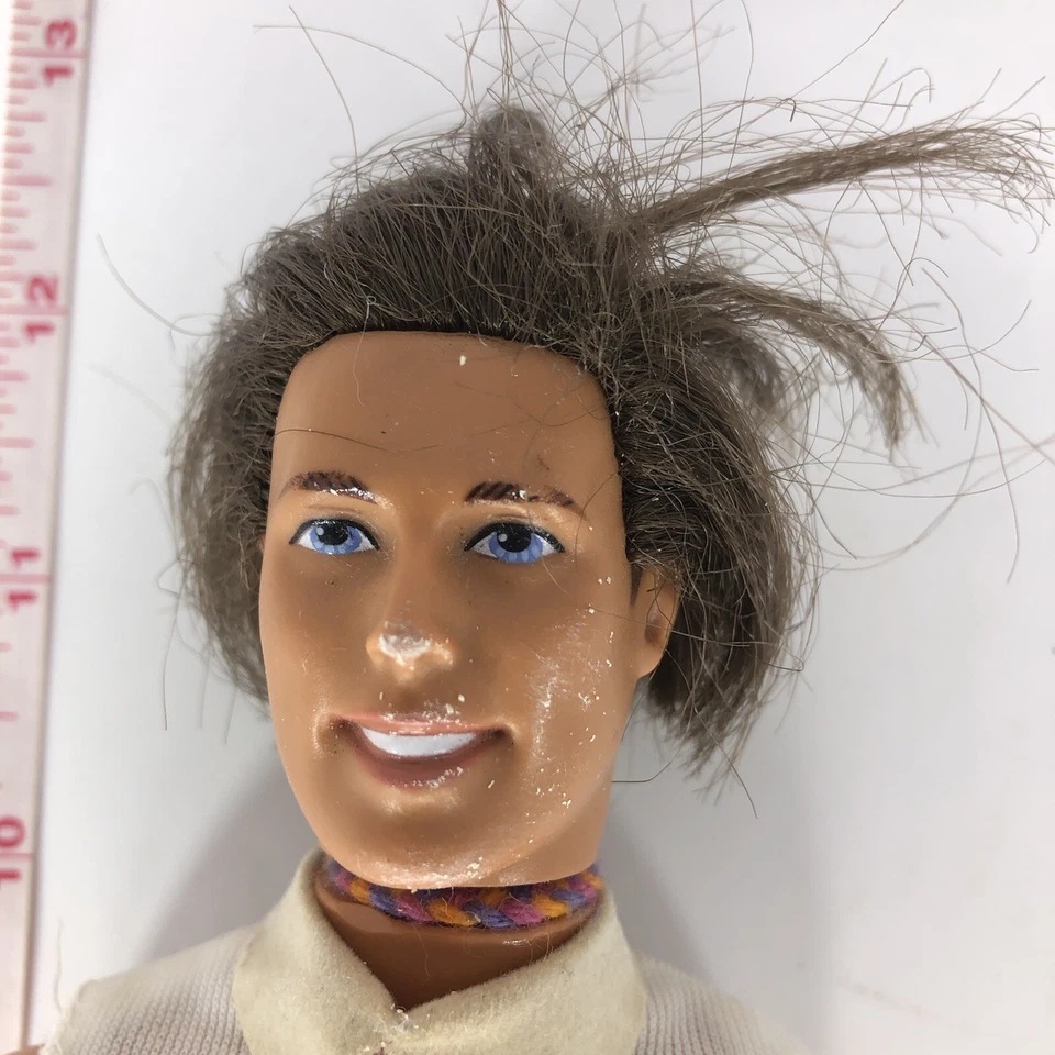 Figura de acción muñeca vintage Barbie Ken corbata roja camisa blanca años 70 Foto 4 de 4