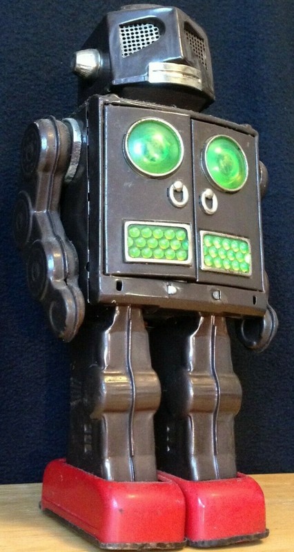 Attacking Martian Robot, Japan 1960's Rare early variation from the Golden Era