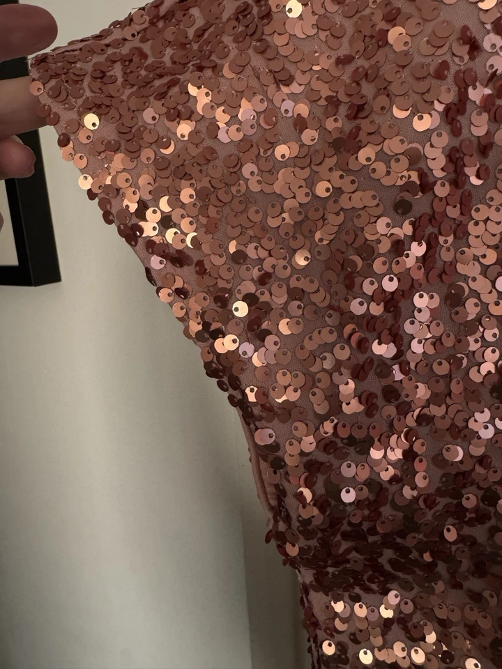 BNWT. Stunning Rose Gold Fully Sequinned Top By Next. Sz 22 - Image 3 of 4