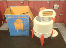 Vintage 1950s Wolverine Tin Toy Hand Crank Washing Machine w/ Box READ